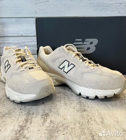 Кроссовки new balance 530 бежевые