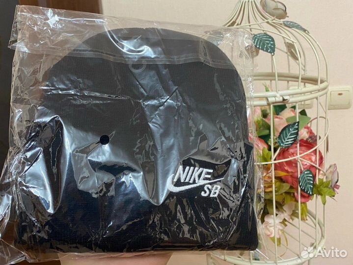 Набор Шапка и перчатки найки