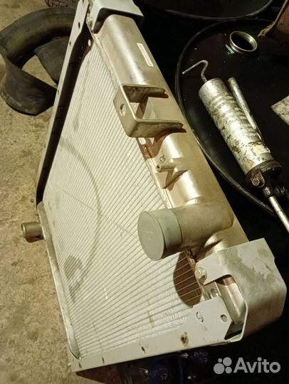 Радиатор охлаждения на камаз 65115 самосвал