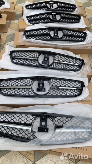 Решетка радиатора Mercedes W204