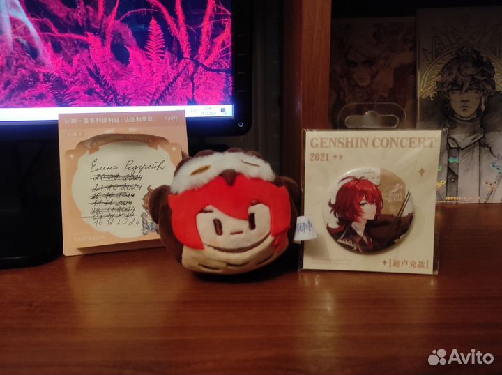 Genshin Impact мерч Дилюк