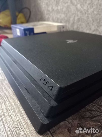 Sony PS4 PRO 1tb. + Гарантия. Два геймпада