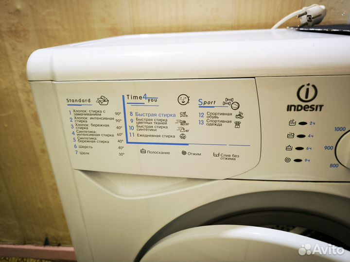 Стиральная машина Indesit wisl 103