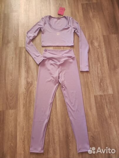 Костюм для занятий спортом,йогой