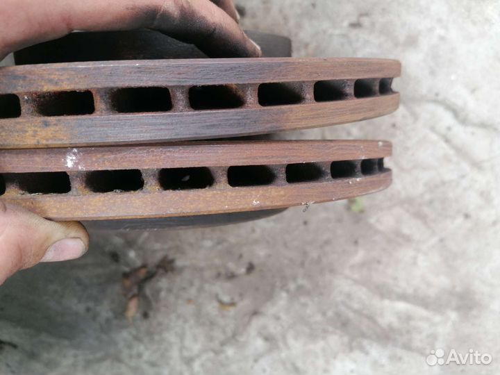 Передние Тормозные диски поло 5