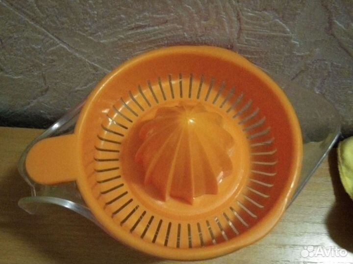 Соковыжималка для цитрусовых