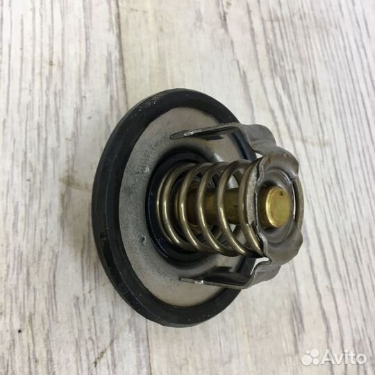 Термостат корпус Renault sandero stepway 2