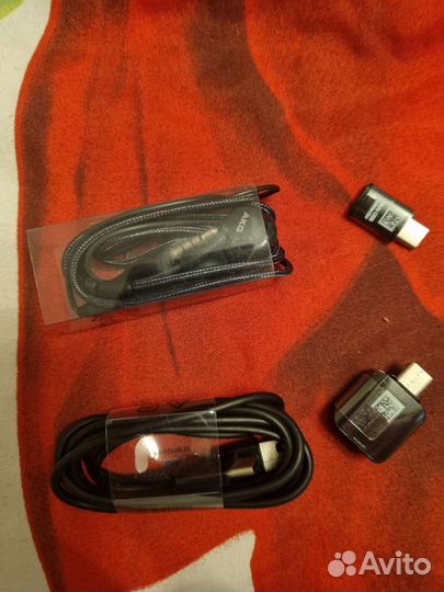 Провод type-c и переходники samsung,наушники akg