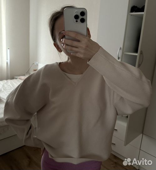 Свитер женский zarina