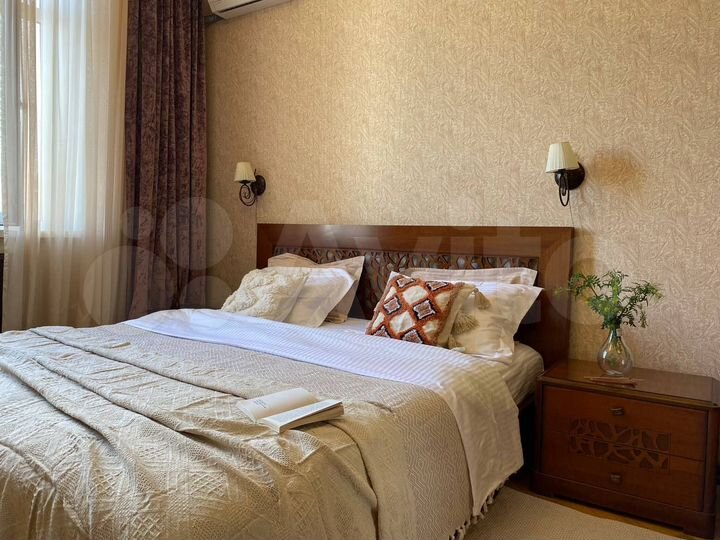 2-к. квартира, 75 м², 4/10 эт.