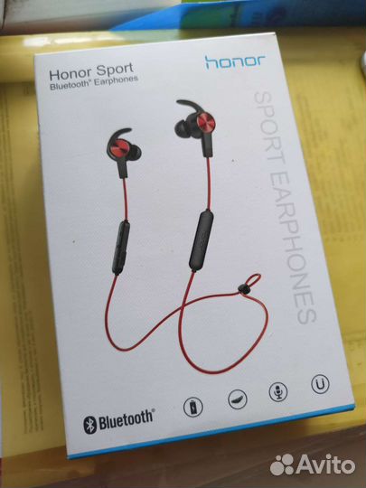 Беспроводные наушники honor