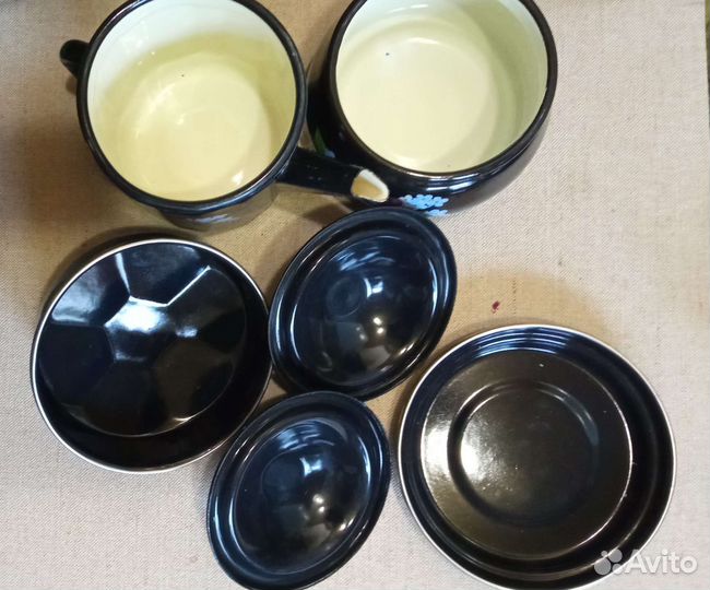 Чайник, маслёнка, сахарница эмалированные