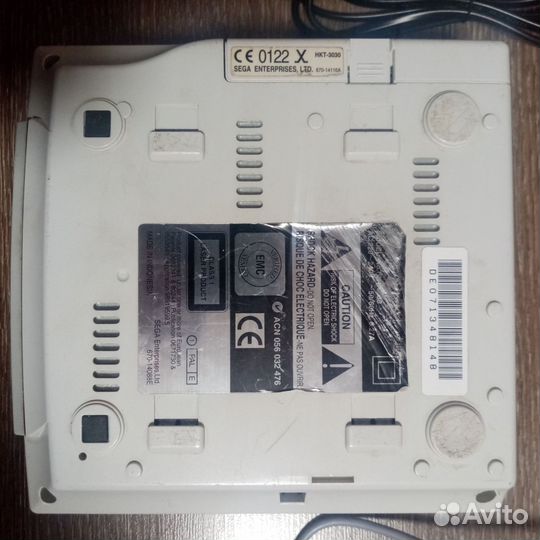 Sega dreamcast, 2 джойстика и около 30 игр
