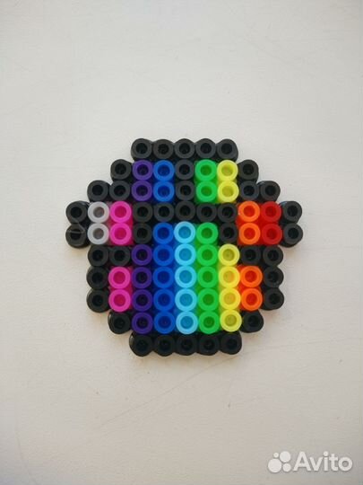 Значок ручной работы