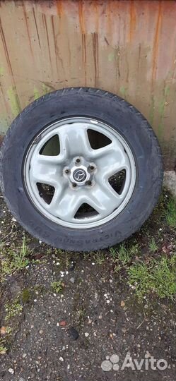 Maxxis Victra SUV M+S 225/65 R17 106H