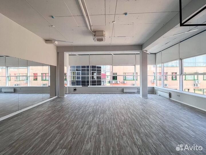 Аренда зала c зеркалами