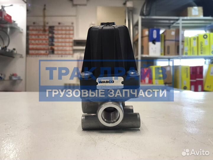 Регулятор давления Мерседес Аксор SCR A0044310306