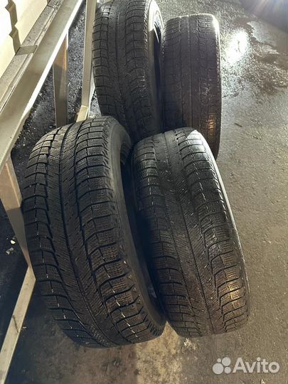 Michelin Latitude X-Ice 235/60 R17