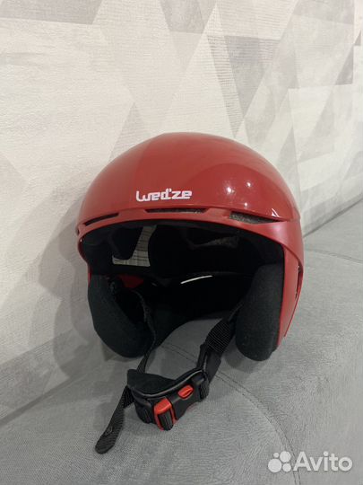 Горнолыжный шлем