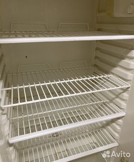 Холодильник stinol