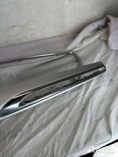 Хром решетки радиатора Мерседес Е212