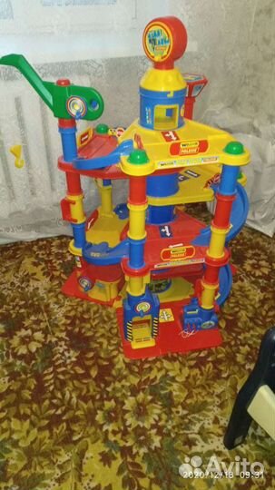 Парковка (паркинг)