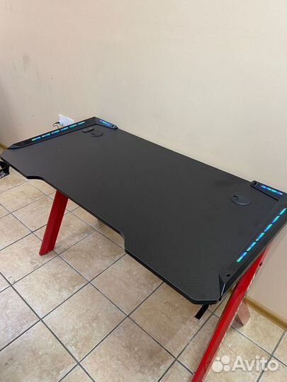 Стол игровой (геймерский) Карбон