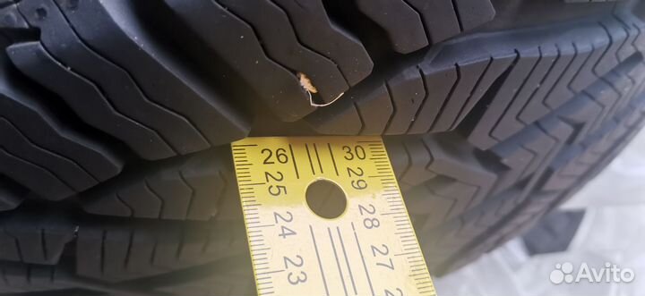 Kormoran Snow 235/45 R18 98V