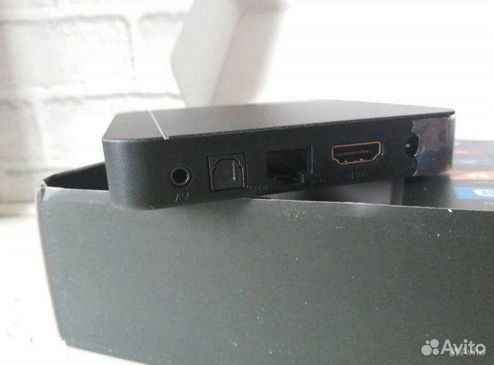 Отличная смарт тв приставка tanix w2