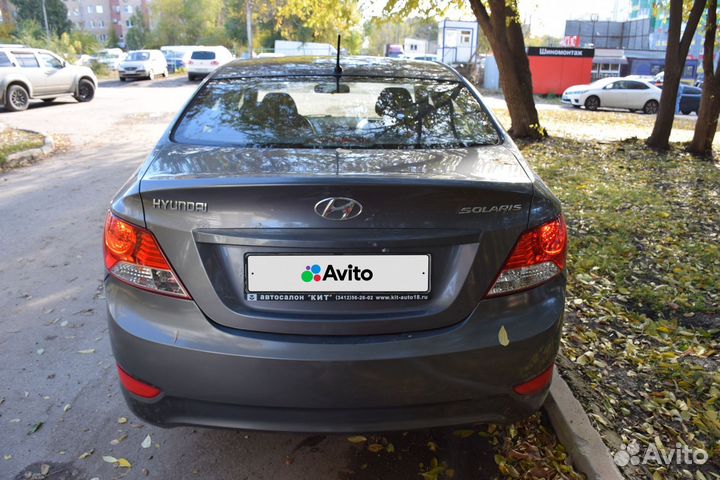 Hyundai Solaris 1.6 AT, 2011, 175 000 км