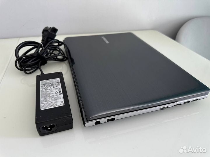Ноутбук samsung np355v4c