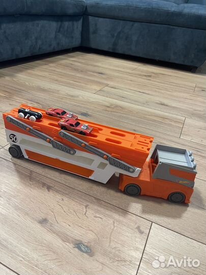 Автовоз hot wheels