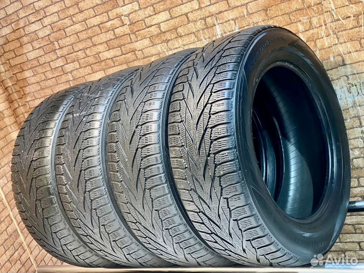 Nokian Tyres Hakkapeliitta R2 SUV 235/60 R18