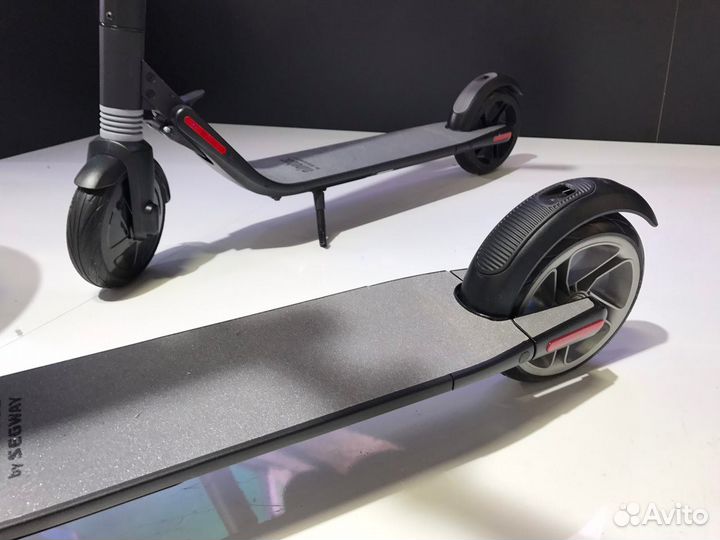 Электросамокат ninebot BY segway kickscooter ES2