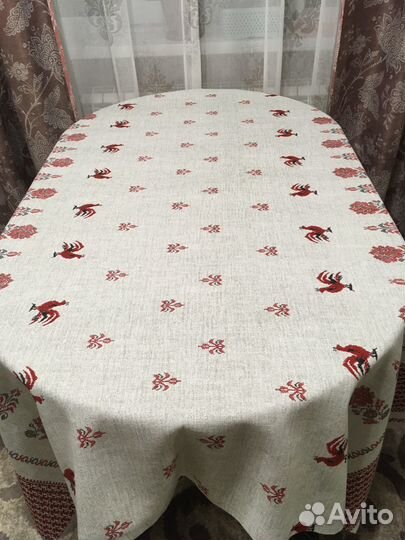 Скатерть с петушками 150* 152см