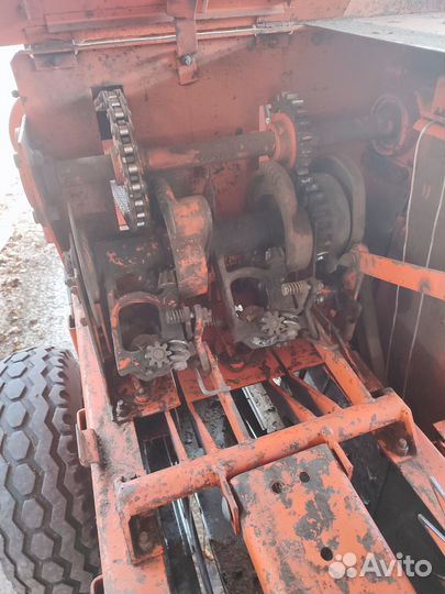 Пресс-подборщик Sipma Z224/1, 2004