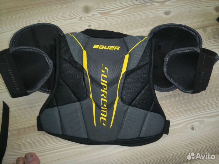 Нагрудник bauer supreme s150