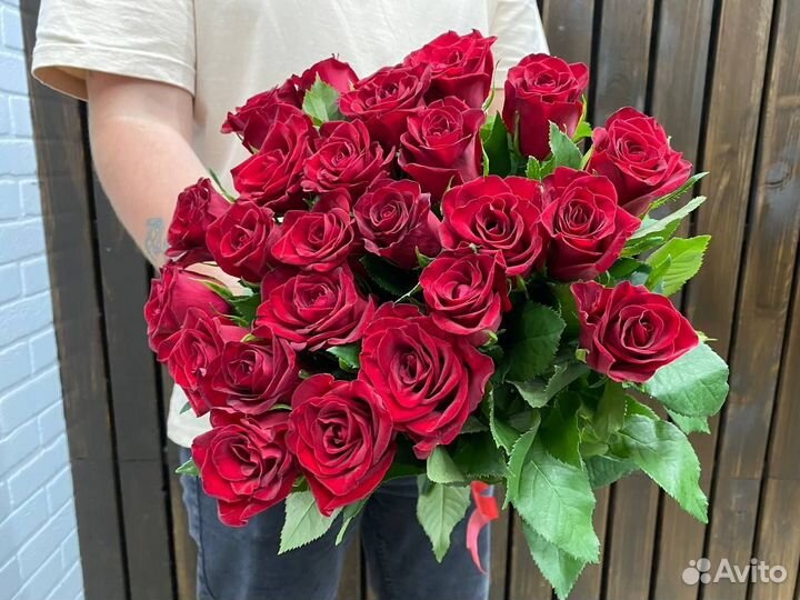 Розы с доставкой 25 шт
