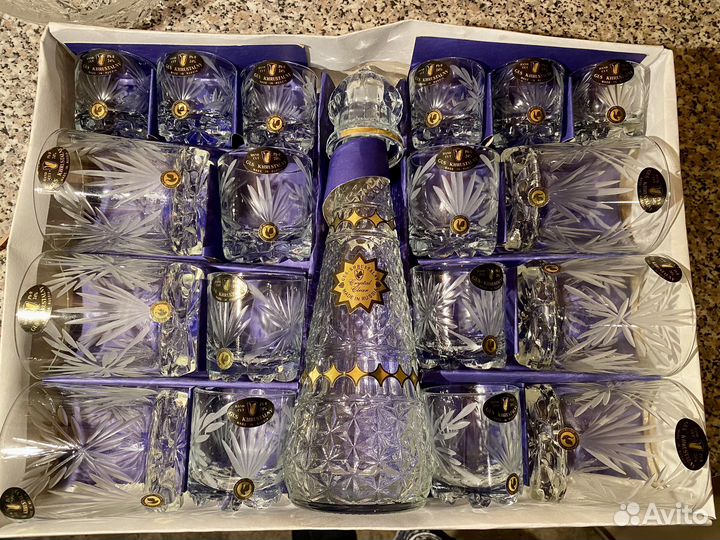 Набор 19 графин, рюмки и бокалы. Хрусталь СССР