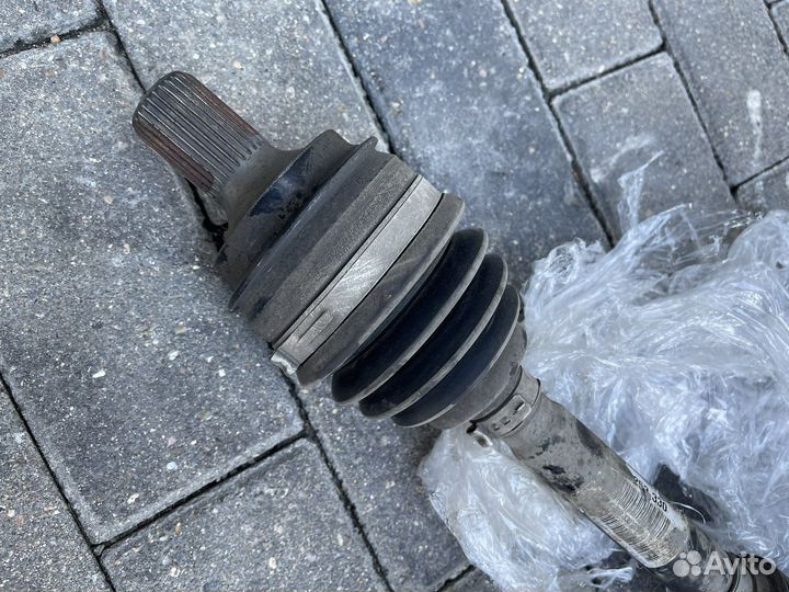 Привод передний правый Mercedes