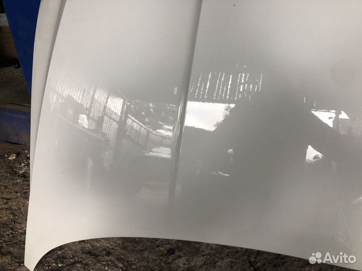 Капот Volkswagen Polo 6