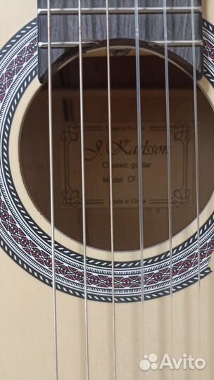 Классическая гитара J.carlson