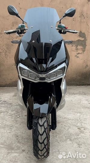 Скутер tracer ADV 50/125 13