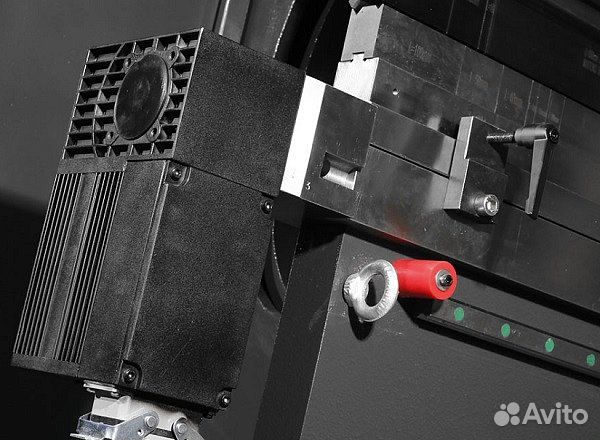 Гидравлический пресс с чпу HBC 110/2618