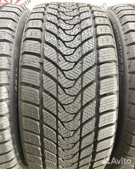 Zeta Antarctica 5 215/45 R17 90Q