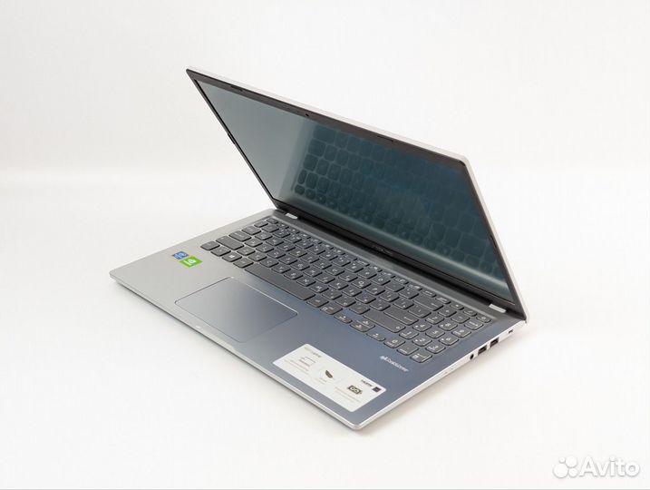 Asus 15.6 IPS MX130 Pentium 6805 4GB 256GB SSD