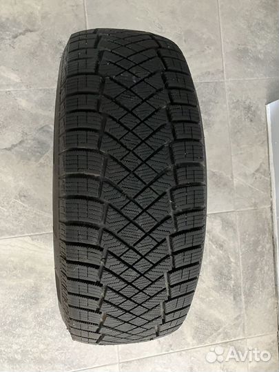 Pirelli Winter Ice Zero 205/55 R16