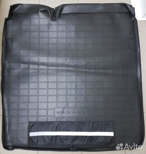 7711821261 Коврик багажника с защитой Arkana 4x2