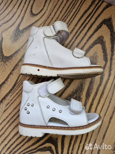 Ортопедические босоножки детские