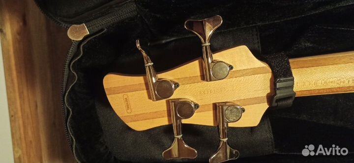 Бас гитара Yamaha trbx 304